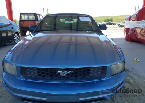 2007 Ford Mustang V6 Deluxe/V6 Premium z USA, uszkodzony, nr VIN 1ZVFT84NX75297925